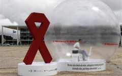 aids2