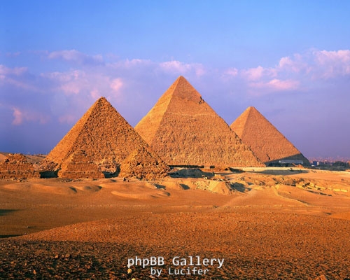 pyramides