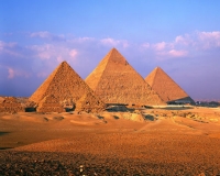 pyramides