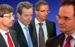 troika-papakostantinoy
